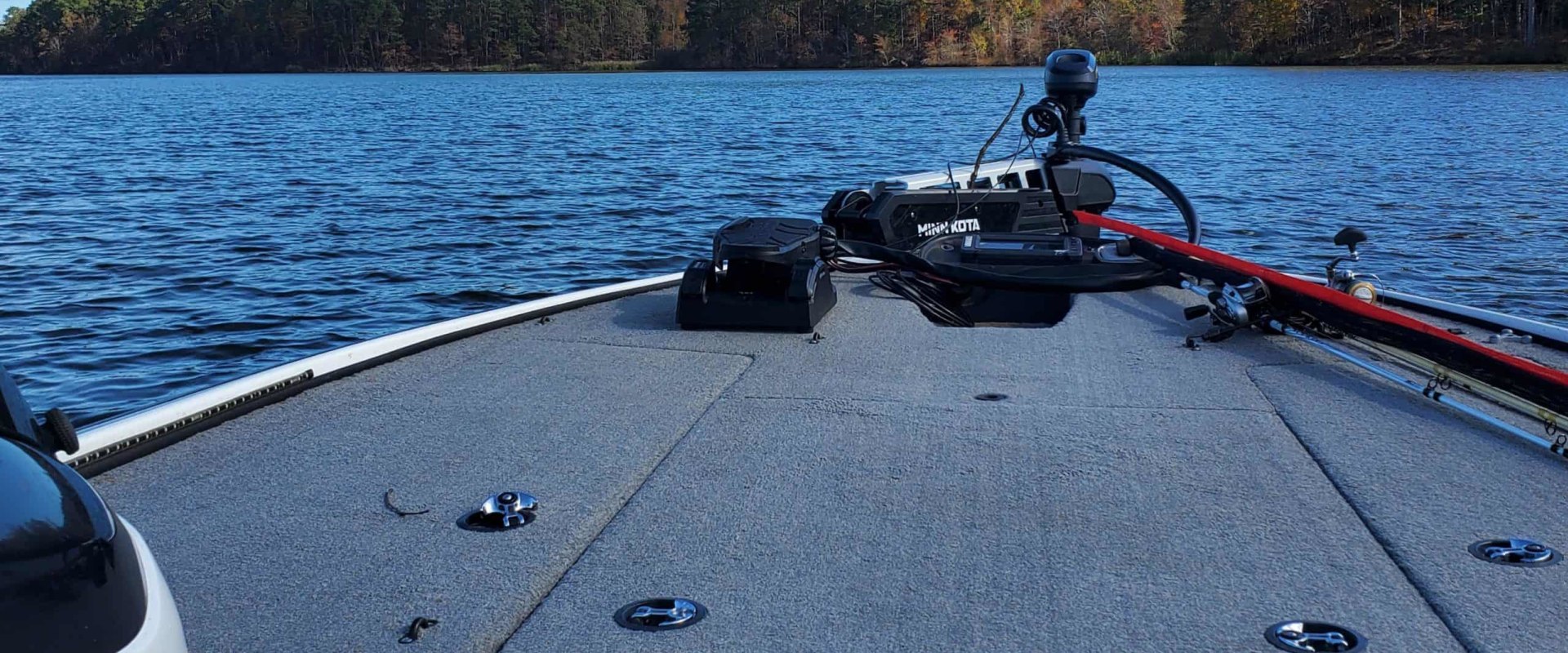 Bass Boats with Specialized Fishing Features: The Ultimate Guide to Choosing the Perfect Boat