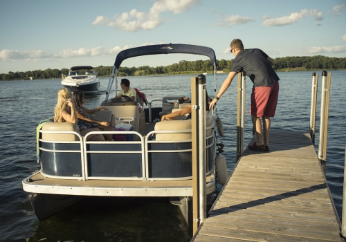 Docking and Launching Tips for Side Winder Boats